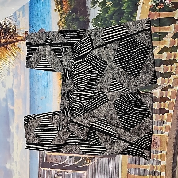 HeiHei Unique Abstract Anthropologie‎ Pants Size Small - Picture 3 of 7